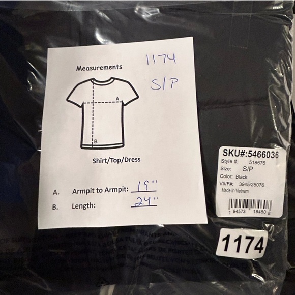 Lands' End Women's Black Puffer Vest Size S Quilted Lightweight Snap Pockets - Picture 9 of 9